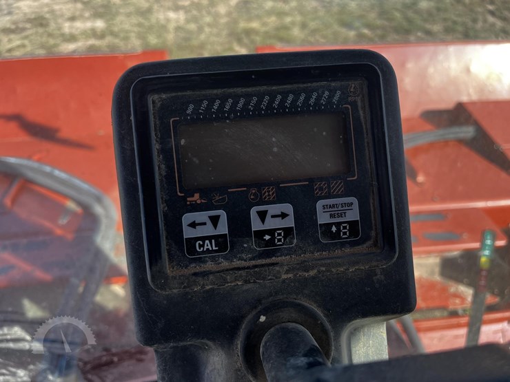 2005-hesston-9260-image-35