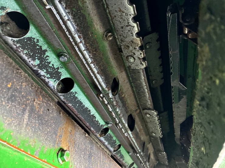 2023-john-deere-s780-image-28