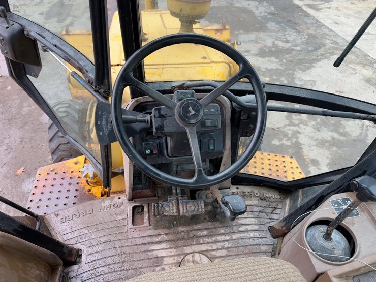 1992-john-deere-310d-image-27