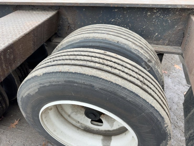 2001-rogers-lowbed-image-16