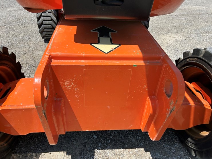 2008-jlg-800a-image-34