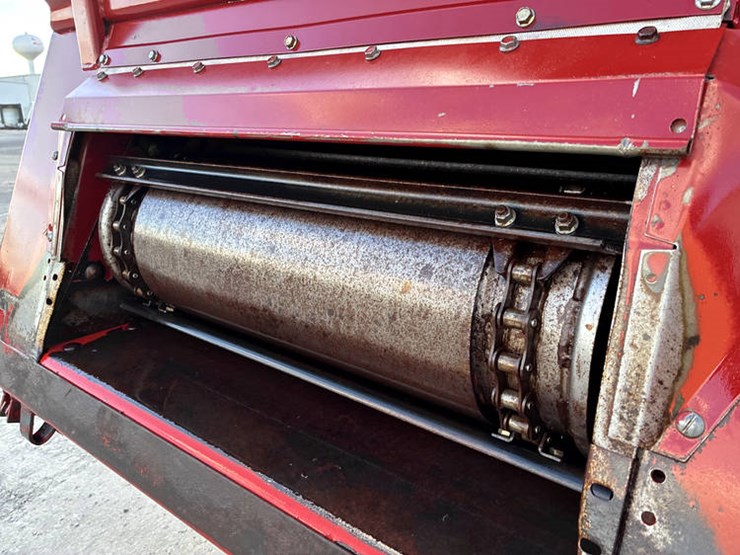 1992-case-ih-1640-image-25