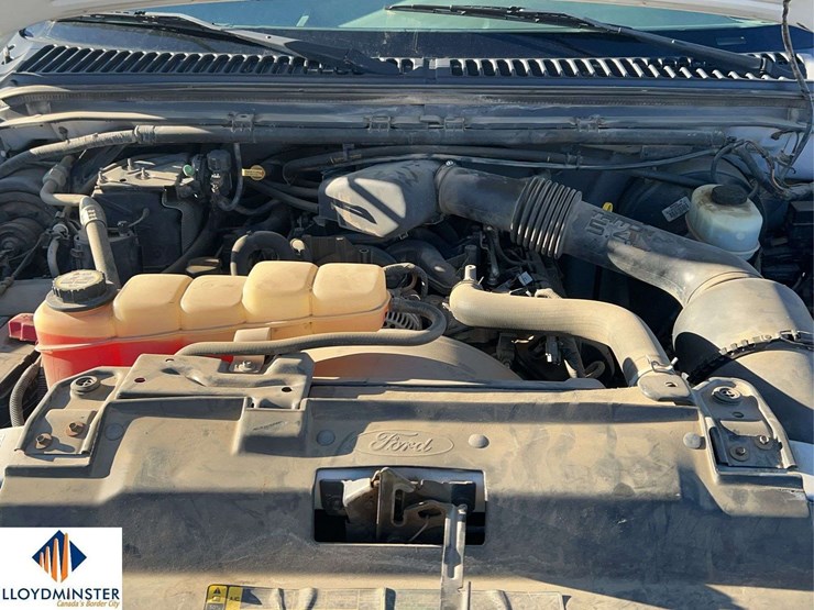 2004-ford-f350-image-22