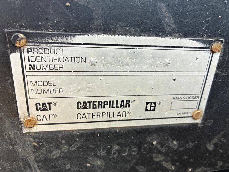 #114632-•-cat-85e-#6js00405-image-2