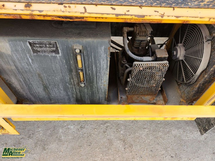 2008-international-paystar-5600i-image-39