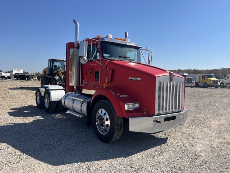 2004-caterpillar-c15-image-4