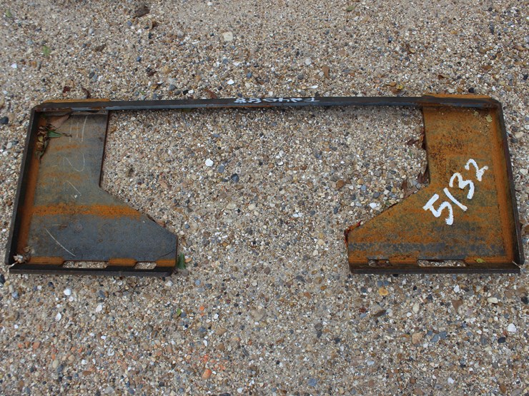 #5132-•-2025-wolverine-1/2-inch-quick-attach-mount-plate-image-1