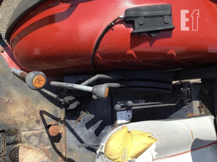 2007-case-ih-jx80-image-17