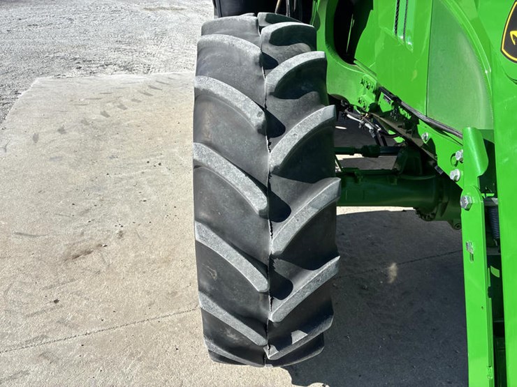 2023-john-deere-6175m-image-49