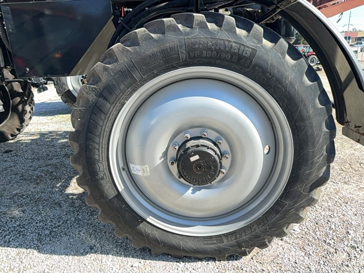 2023-case-ih-4350-patriot--sprayer-image-59