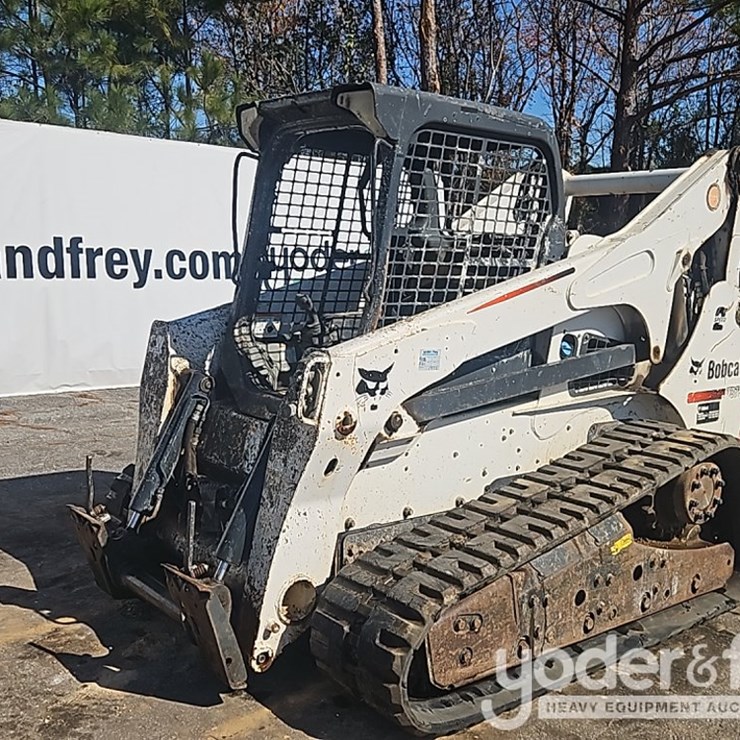 2016 BOBCAT T870
