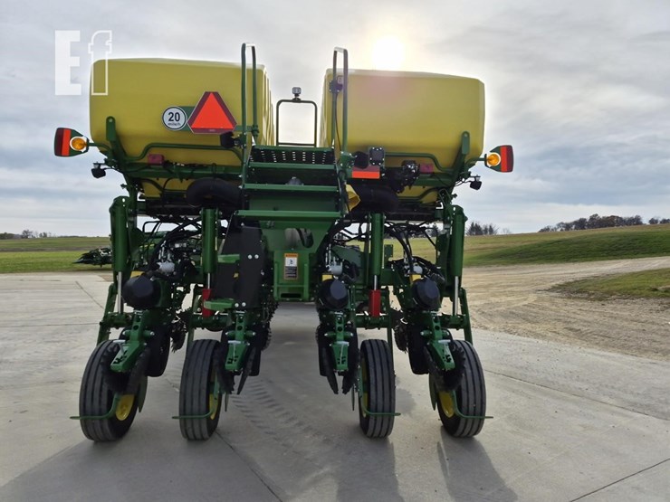 john-deere-1775-image-9