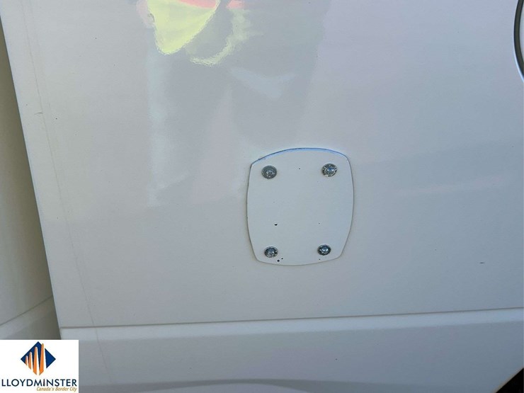 2011-ram-1500-slt-image-27