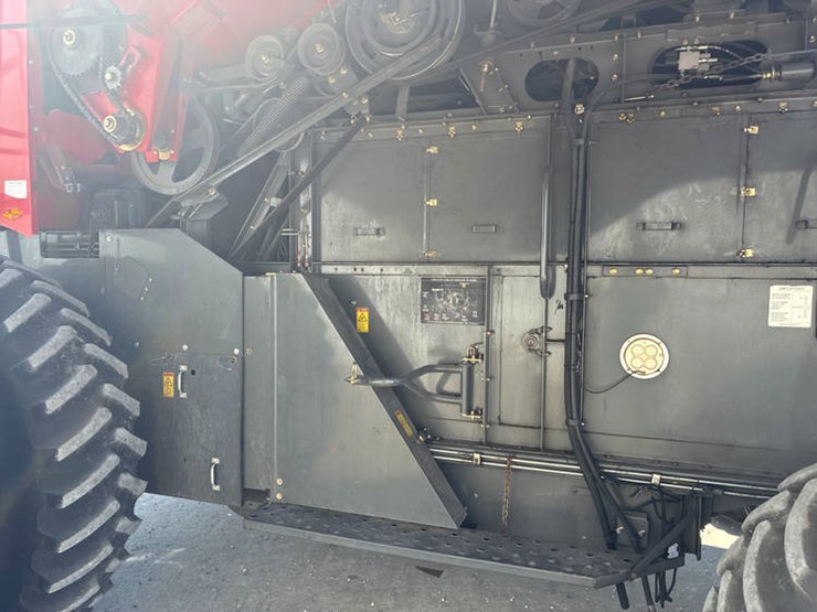 #122136-•-2009-mf-9795-#huc7217-image-62