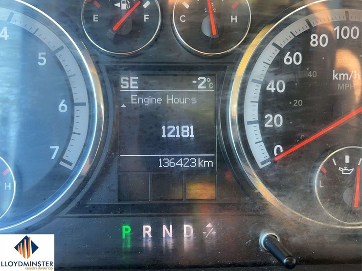 2011-ram-1500-slt-image-7