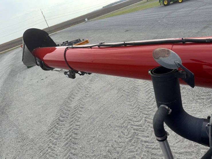 2023-case-ih-8250-image-54