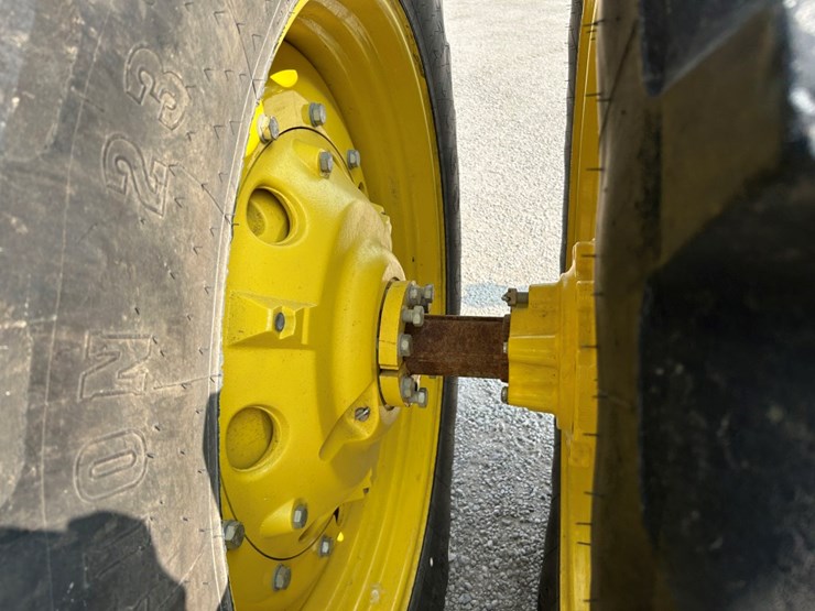 2014-john-deere-8270r-image-54