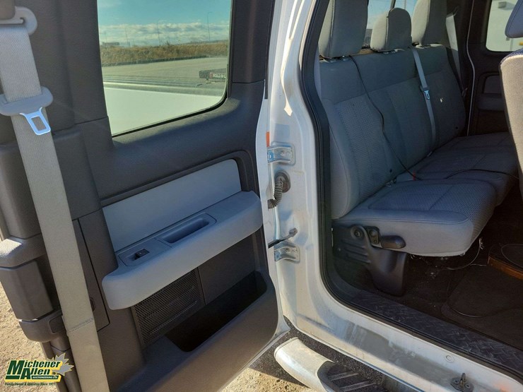 2011-ford-f150-image-25