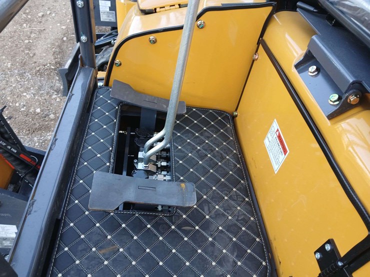 2025-qk18r-mini-excavator-image-13