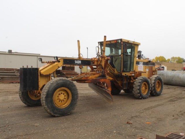 2002-caterpillar-140h-image-1
