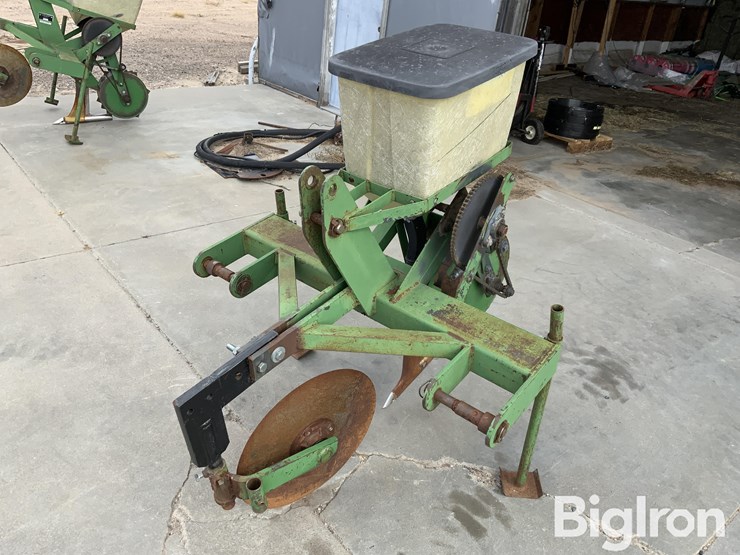 western-alfalfa-gopher-killer-image-1