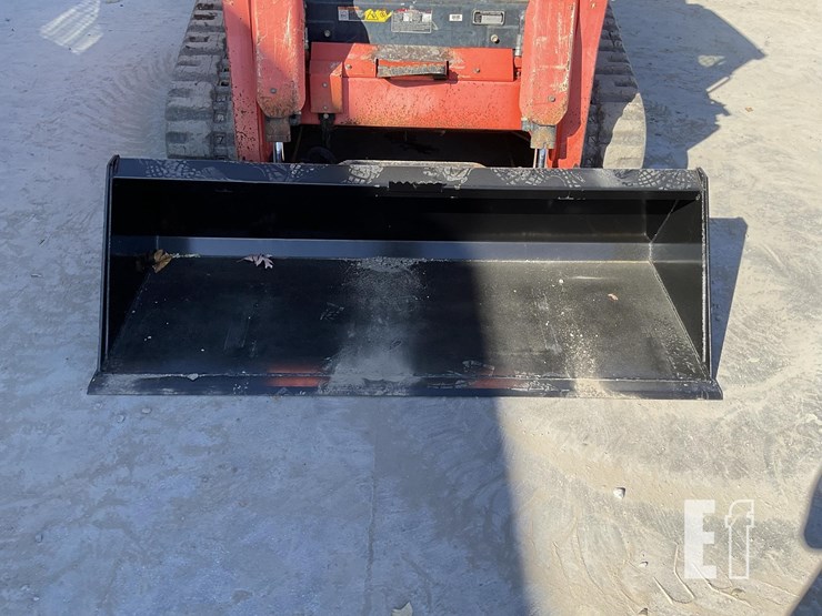 2015-kubota-svl90-2-image-9