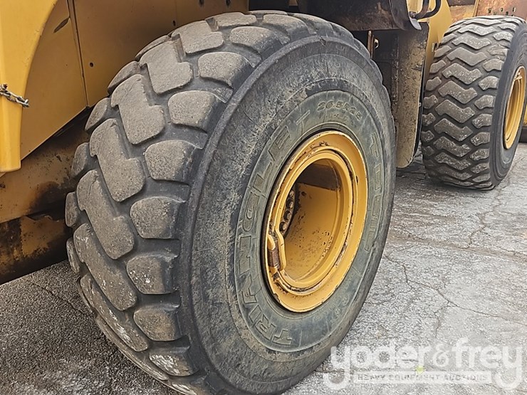 2011-caterpillar-972k-image-14