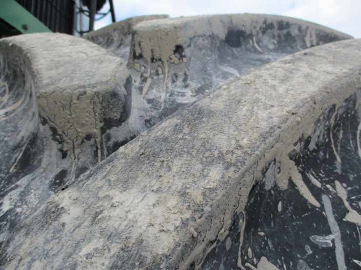 2017-john-deere-9570r-image-65