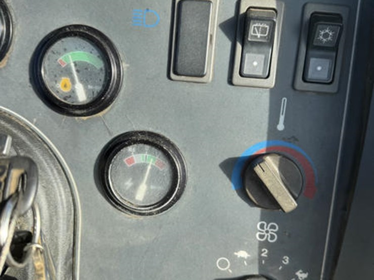 john-deere-11-image-50