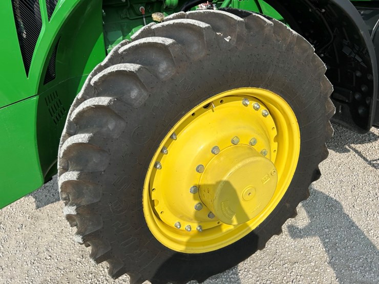 2014-john-deere-8270r-image-57