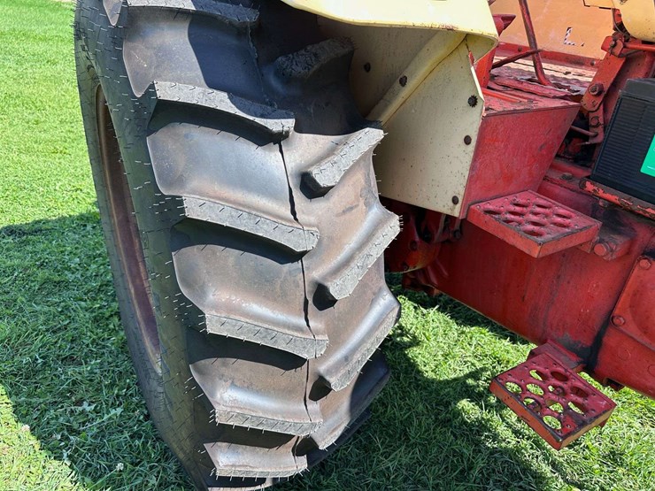 j-i-case-730-image-34