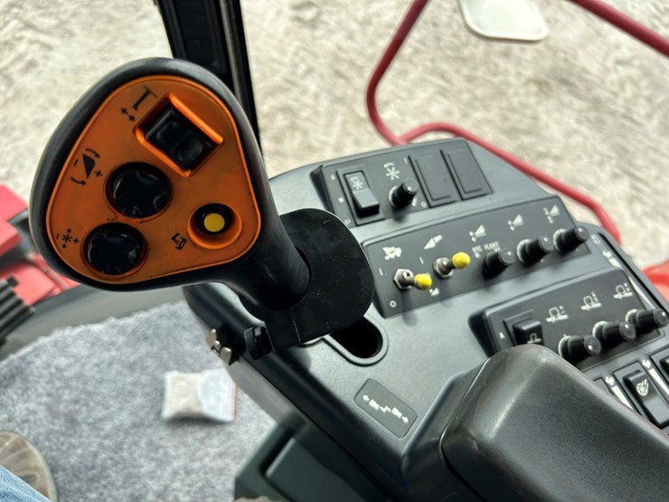 2006-case-ih-2388-image-103