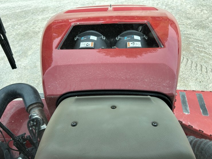 2013-case-ih-steiger-550-image-39