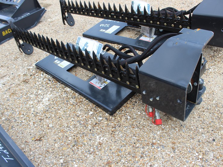 #5109-•-2025-wolverine-72in-sickle-bar-mower-for-skid-steer-image-3