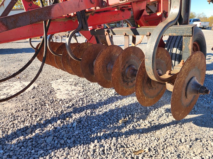 massey-ferguson-740-image-4