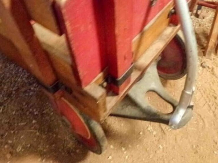 wood-pioneer-wagon-image-3