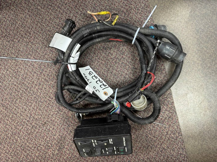 2011-john-deere-1790-image-61