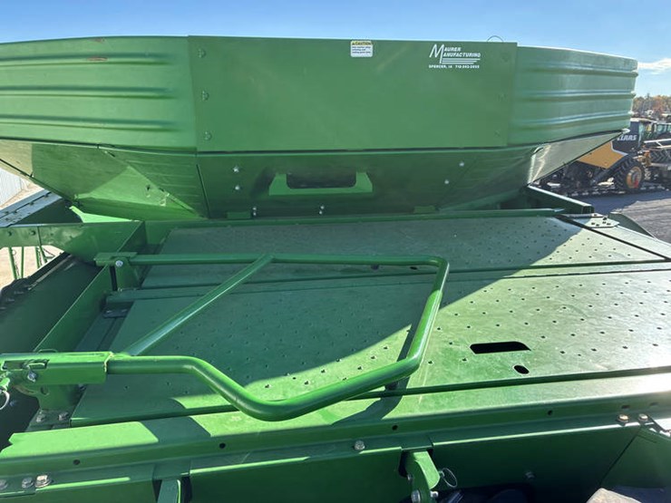 2013-john-deere-s670-image-93