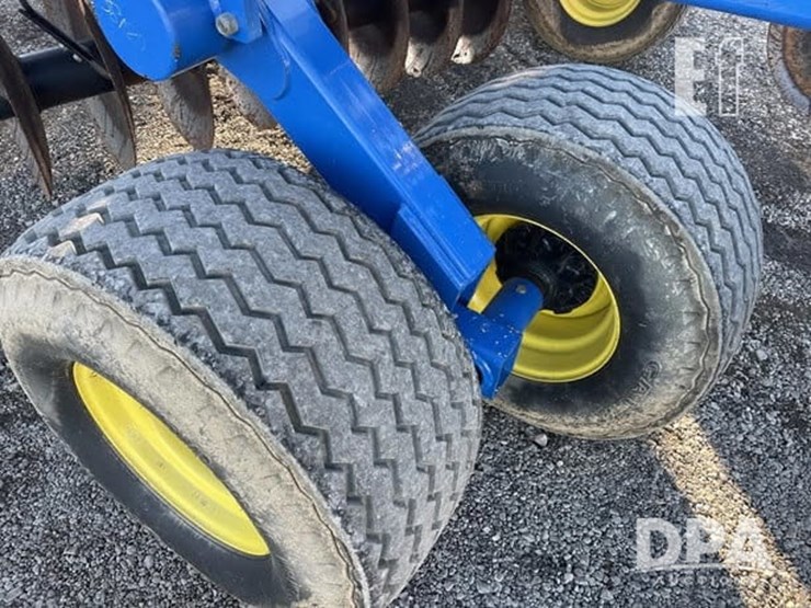 2013-landoll-6230-33-image-9