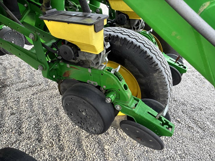 2018-john-deere-1795-image-70