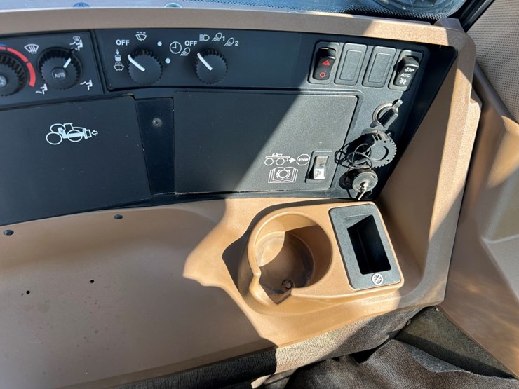 2012-john-deere-4940-image-36