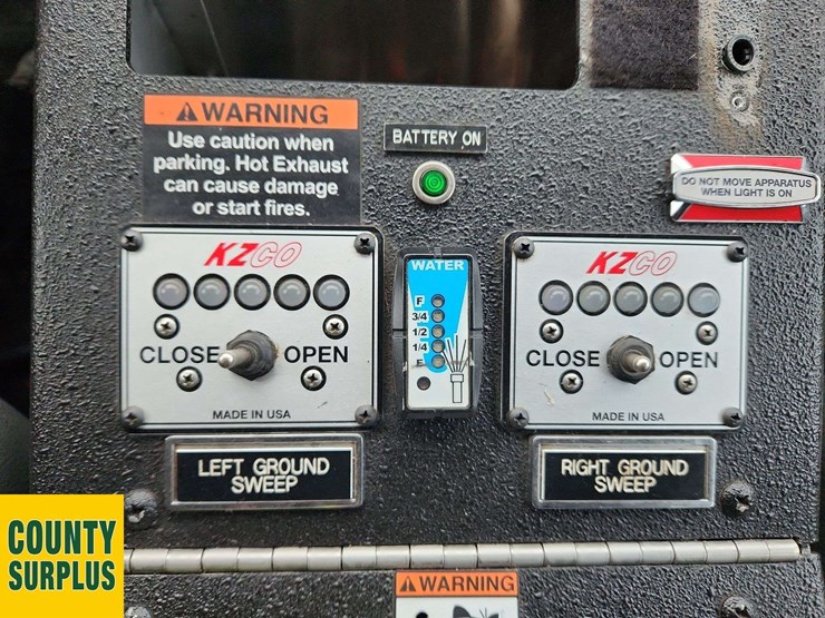 2011-ford-f550-image-30