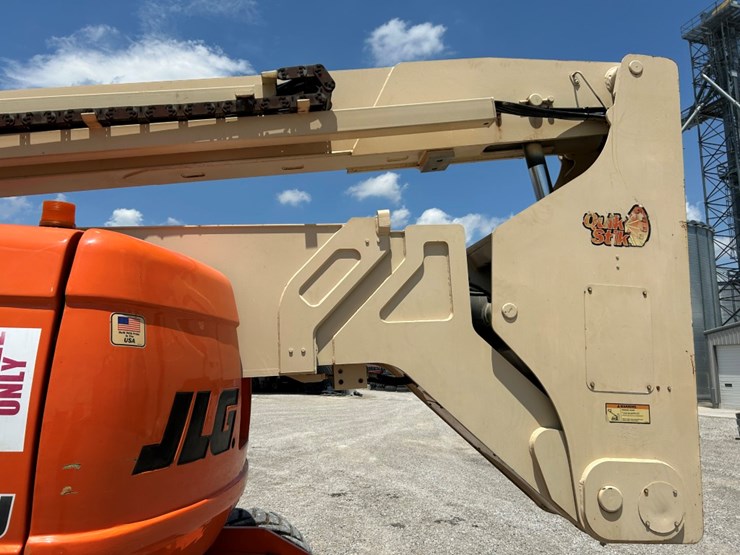 2008-jlg-800a-image-12