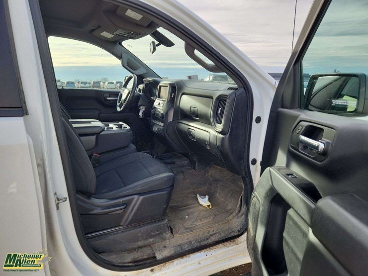 2021-chevrolet-silverado-1500-image-25