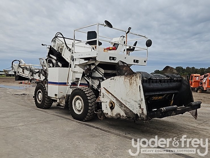 2015-weiler-e1250a-image-7