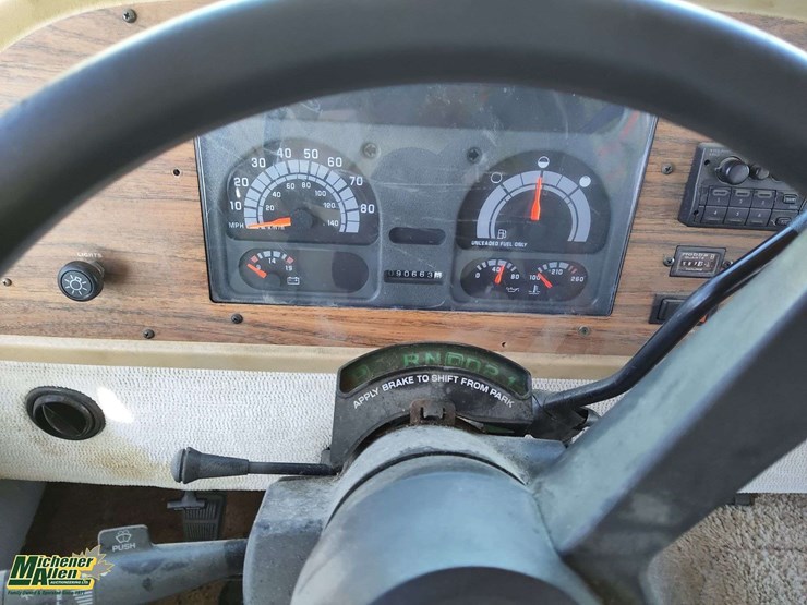 1996-chevrolet-p30-image-8