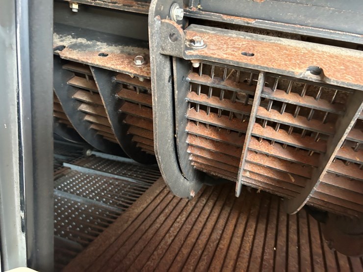 2019-case-ih-8250-image-106