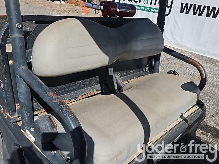 2018-club-car-carryall-1500-image-17