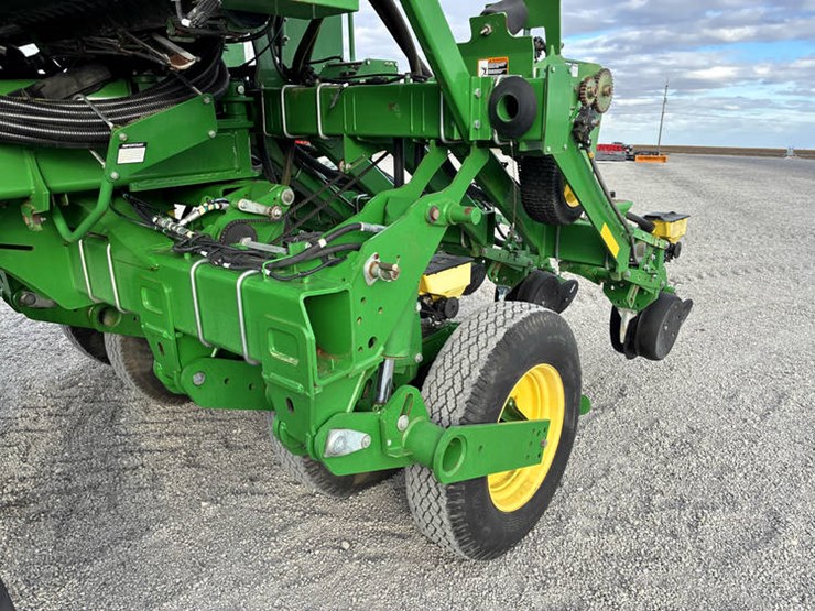 2018-john-deere-1795-image-45