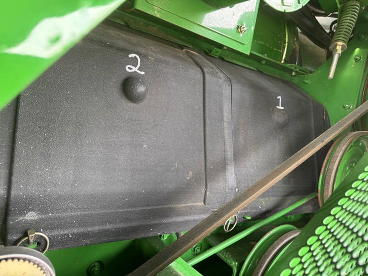 2005-john-deere-9560-sts-image-31